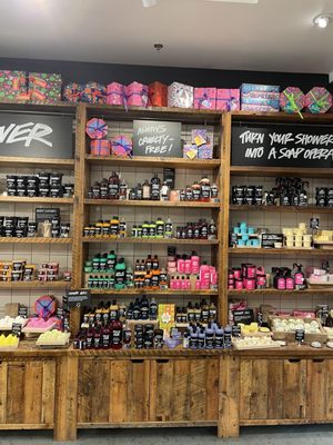 Lush Cosmetics Boulder by null
