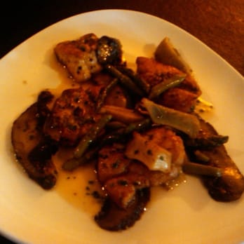 Traif - Sauteed Sweetbreads, artichokes, asparagus, roast maitake mushrooms - New American Near Me - Brooklyn, New York Traif - Sauteed Sweetbreads, artichokes, asparagus, roast maitake mushrooms - New American Near Me - Brooklyn, New York