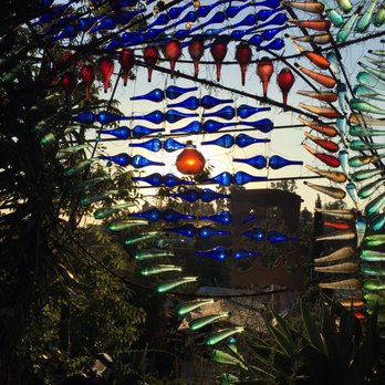 Randyland - Masterful light wrangling - Public Art Near Me - Los Angeles, California Randyland - Masterful light wrangling - Public Art Near Me - Los Angeles, California