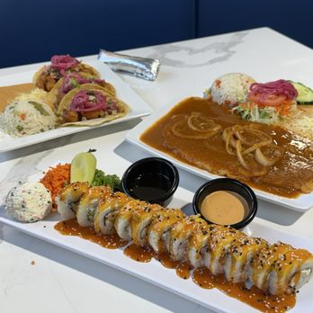 Mariscos Y Sushi El Kora - Mexican Near Me - Phoenix, Arizona