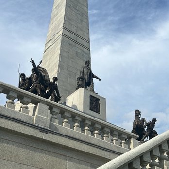 Lincoln Tomb - Landmarks & Historical Buildings Near Me - Springfield, Illinois Lincoln Tomb - Landmarks & Historical Buildings Near Me - Springfield, Illinois