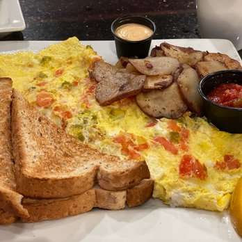 Keke's Breakfast Cafe - Southwest Omelet - Breakfast & Brunch Near Me - Orlando, Florida Keke's Breakfast Cafe - Southwest Omelet - Breakfast & Brunch Near Me - Orlando, Florida