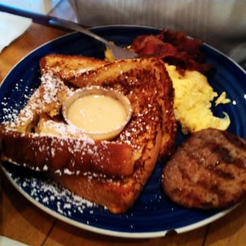 Janik's Cafe - French toast - Breakfast & Brunch Near Me - Chicago, Illinois