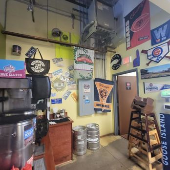 Wrigleyville Grill - Memorabilia & More. - Hot Dogs Near Me - San Antonio, Texas