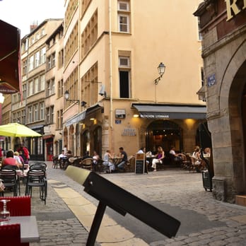 La Trattoria - View to the left - Pizza Near Me - Lyon, 69