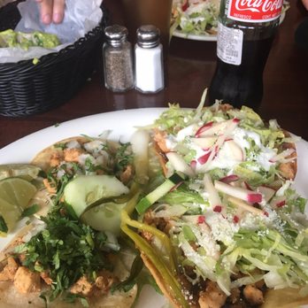 Tacos El Bronco - Tacos y tostadas de pollo - Mexican Near Me - Brooklyn, New York Tacos El Bronco - Tacos y tostadas de pollo - Mexican Near Me - Brooklyn, New York