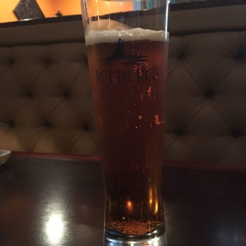 Oliver's - Ice cold Iceberg beer. - Seafood Near Me - St. John's, Newfoundland and Labrador