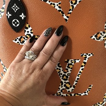 Aura Day Spa - Black SNS with leopard design on ring finger. Matches my new LV Noir Jungle MMNF - Day Spas Near Me - Alexandria, Virginia