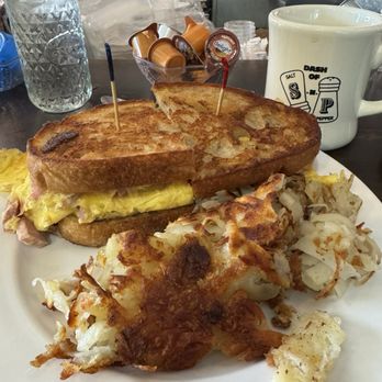 Dash of Salt and Pepper - American Near Me - Chicago, Illinois