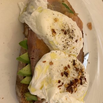 Limonada Bar + Brunch - Salmon avocado toast - Breakfast & Brunch Near Me - Miami Beach, Florida Limonada Bar + Brunch - Salmon avocado toast - Breakfast & Brunch Near Me - Miami Beach, Florida