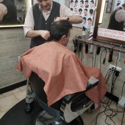 Robert's Barber And Styling