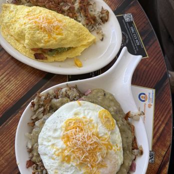 B Simple - Joe & Tasty Omelette - Breakfast & Brunch Near Me - Prescott, Arizona