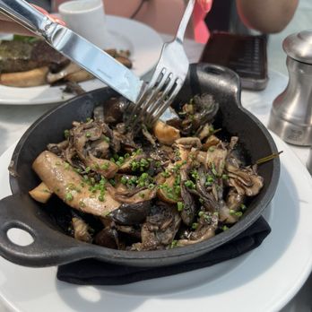 RH Rooftop Restaurant at RH Dallas - Shroomies - American Near Me - Dallas, Texas