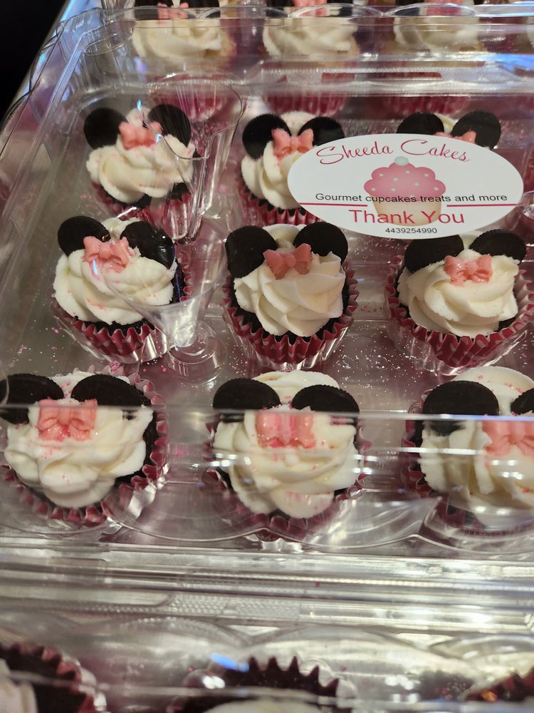 Sheeda Cakes Logo