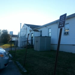 Fort Lee Thrift Shop - Parking lot entrance