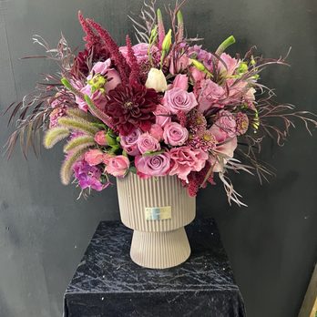 Anna's Secret Garden - Florists Near Me - Studio City, California Anna's Secret Garden - Florists Near Me - Studio City, California