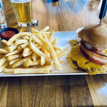 The Brew Brothers Tap House - Brewpubs Near Me - Laughlin, Nevada