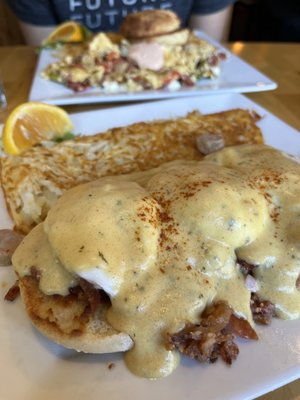 Pete's Eggnest by null