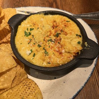 Beatrix - Corn & Green Chili Queso Dip - Coffee & Tea Near Me - Oak Brook, Illinois