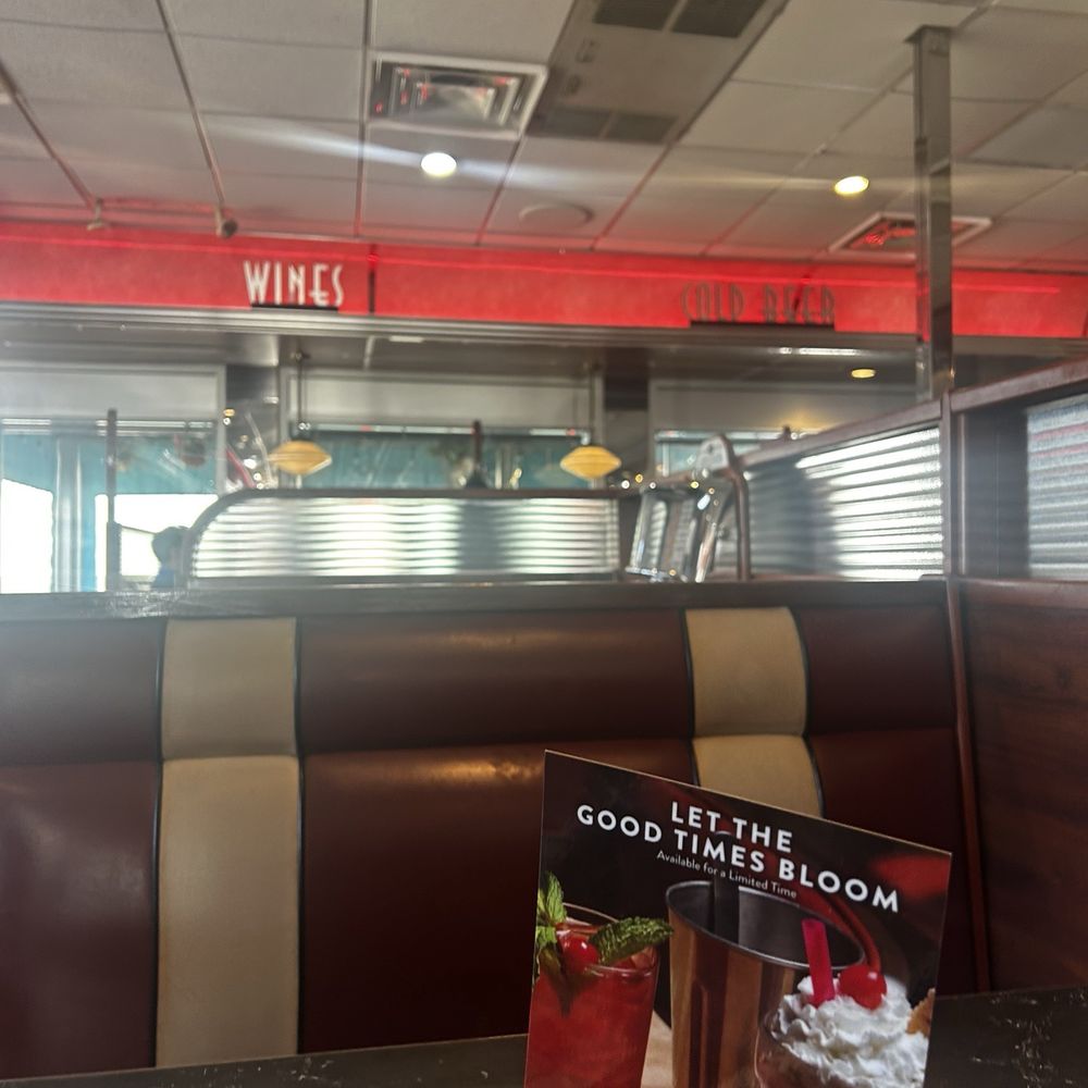 Silver Diner - Diners Near Me - Greenbelt, Maryland Silver Diner - Diners Near Me - Greenbelt, Maryland