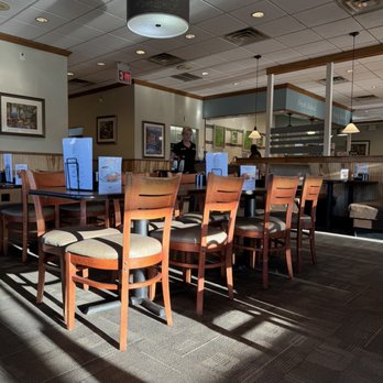 Perkins Restaurant & Bakery - the dining area - American Near Me - Staten Island, New York Perkins Restaurant & Bakery - the dining area - American Near Me - Staten Island, New York