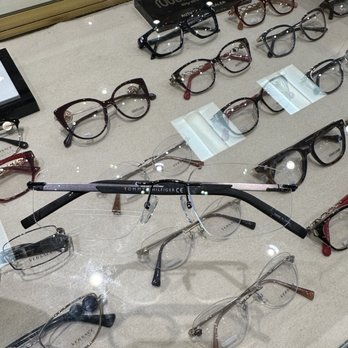 20/20 Vision Optometric Center - Optometrists Near Me - Westminster, California