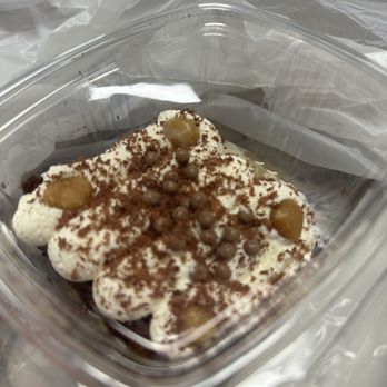 Pizza Rosa - Chocolate Hazelnut Cake - Pizza Near Me - Gaithersburg, Maryland