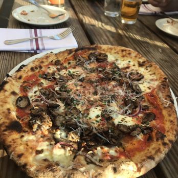 Forge Pizza - Sausage and mushroom - Pizza Near Me - Oakland, California
