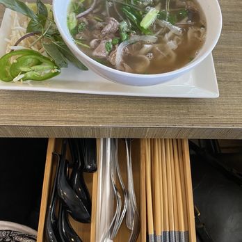 Saigon Bistrot - 6/25 utensils at the ready! - Vietnamese Near Me - Garden Grove, California