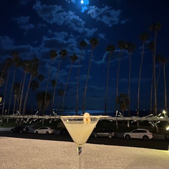 Oku - Drink! - Sushi Bars Near Me - Santa Barbara, California