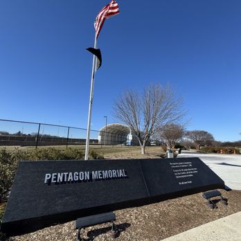 Pentagon Memorial - Landmarks & Historical Buildings Near Me - Arlington, Virginia Pentagon Memorial - Landmarks & Historical Buildings Near Me - Arlington, Virginia