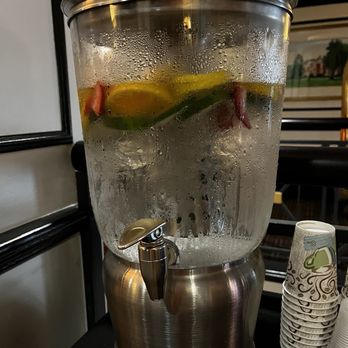 Dunhill Hotel - Iced fruit infused water in lobby - Hotels Near Me - Charlotte, North Carolina Dunhill Hotel - Iced fruit infused water in lobby - Hotels Near Me - Charlotte, North Carolina