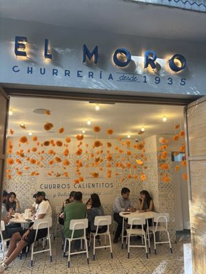 Churrería el Moro Mercado Roma by null