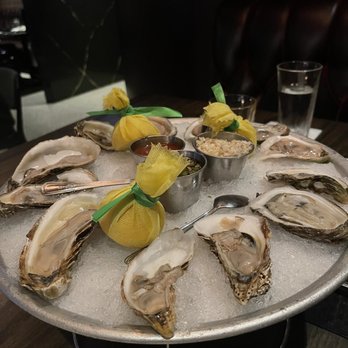 Mickey Mantle's - Oysters - Cocktail Bars Near Me - Thackerville, Oklahoma
