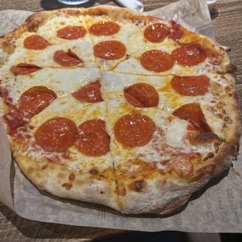 Blast & Brew - Pepperoni Pizza - Pizza Near Me - Paso Robles, California Blast & Brew - Pepperoni Pizza - Pizza Near Me - Paso Robles, California