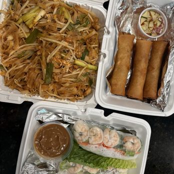 Kailo - Chicken Pad Thai, Spring Rolls, Summer Rolls - Pan Asian Near Me - Rock Hill, South Carolina Kailo - Chicken Pad Thai, Spring Rolls, Summer Rolls - Pan Asian Near Me - Rock Hill, South Carolina