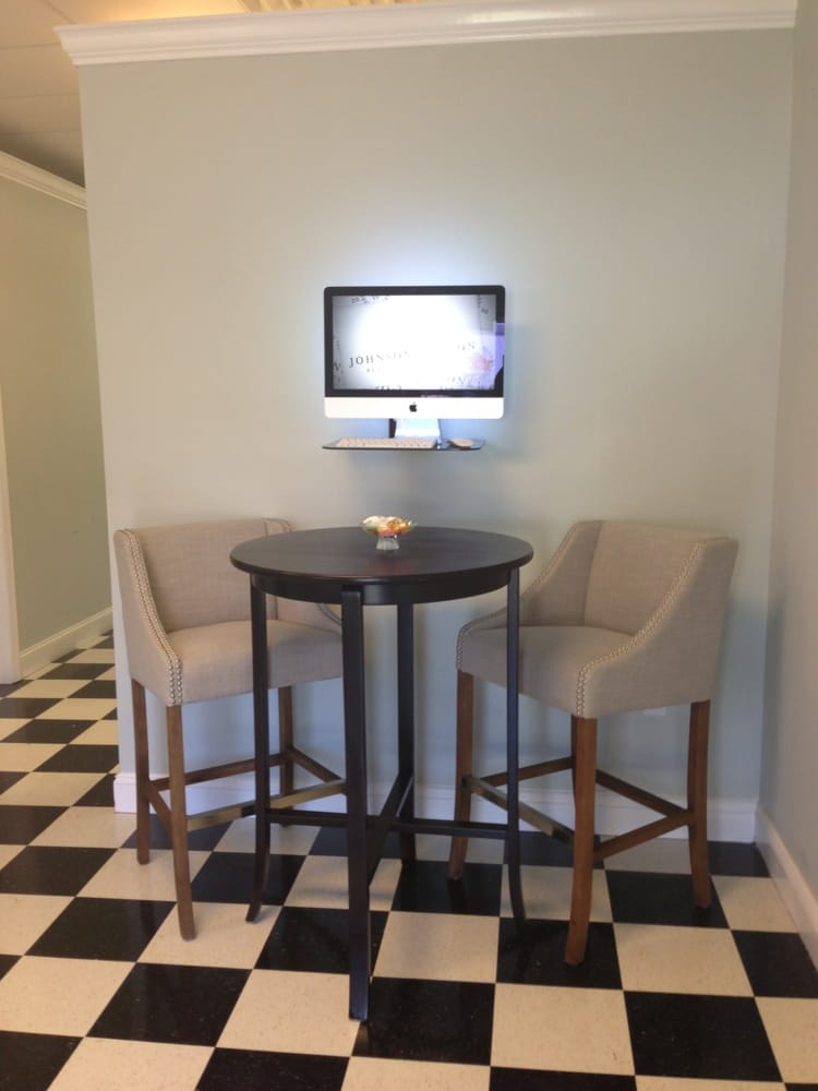 JOHNSON & WILSON REAL ESTATE CO. Updated June 2024 207B E 5th N St