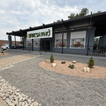 Fresh Pho - Really nicely landscaped front of business!! - Vietnamese Near Me - Denver, Colorado