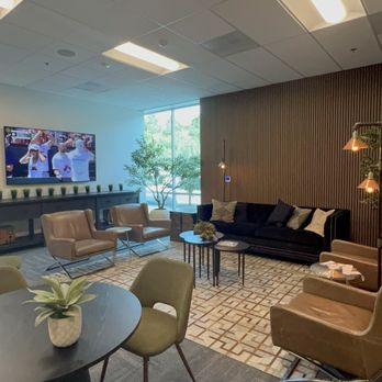 Rally House - Lobby - Pickleball Near Me - Carlsbad, California