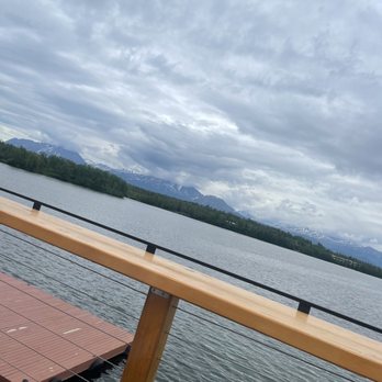 Everett's - Wine Bars Near Me - Wasilla, Alaska