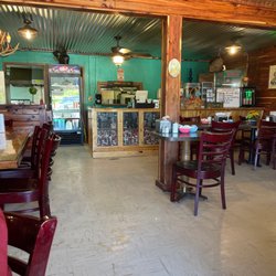 Log Cabin Restaurant - Dining room