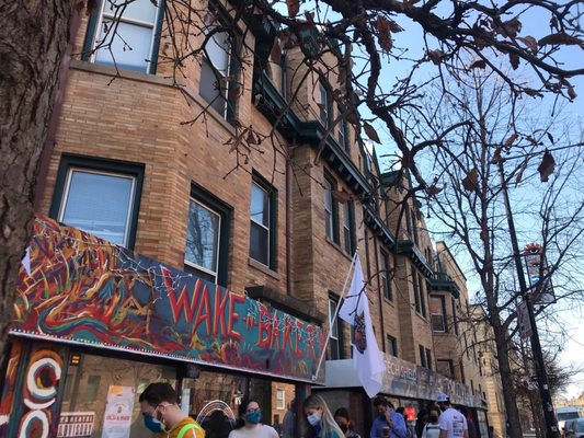 Wake N Bakery Lakeview by null