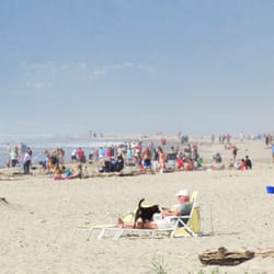 Rockaway Beach RV Park - Summer time at Rockaway beach. Picture taken two blocks from Rockaway Beach RV Park!