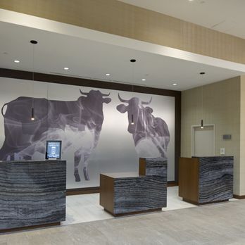 Durham Marriott City Center - Front Desk - Hotels Near Me - Durham, North Carolina