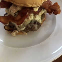 Burger Addict - Blue Bacon Burger