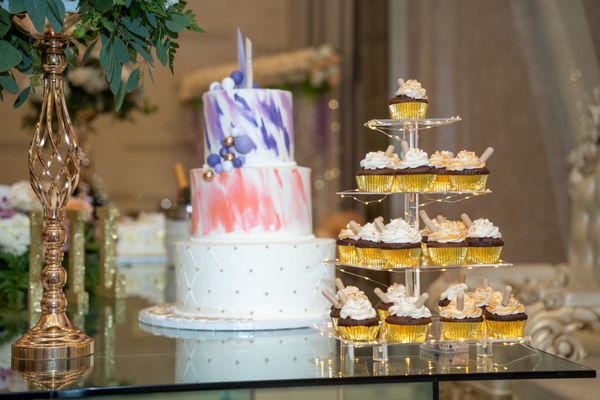 Tarzana Bakery by null