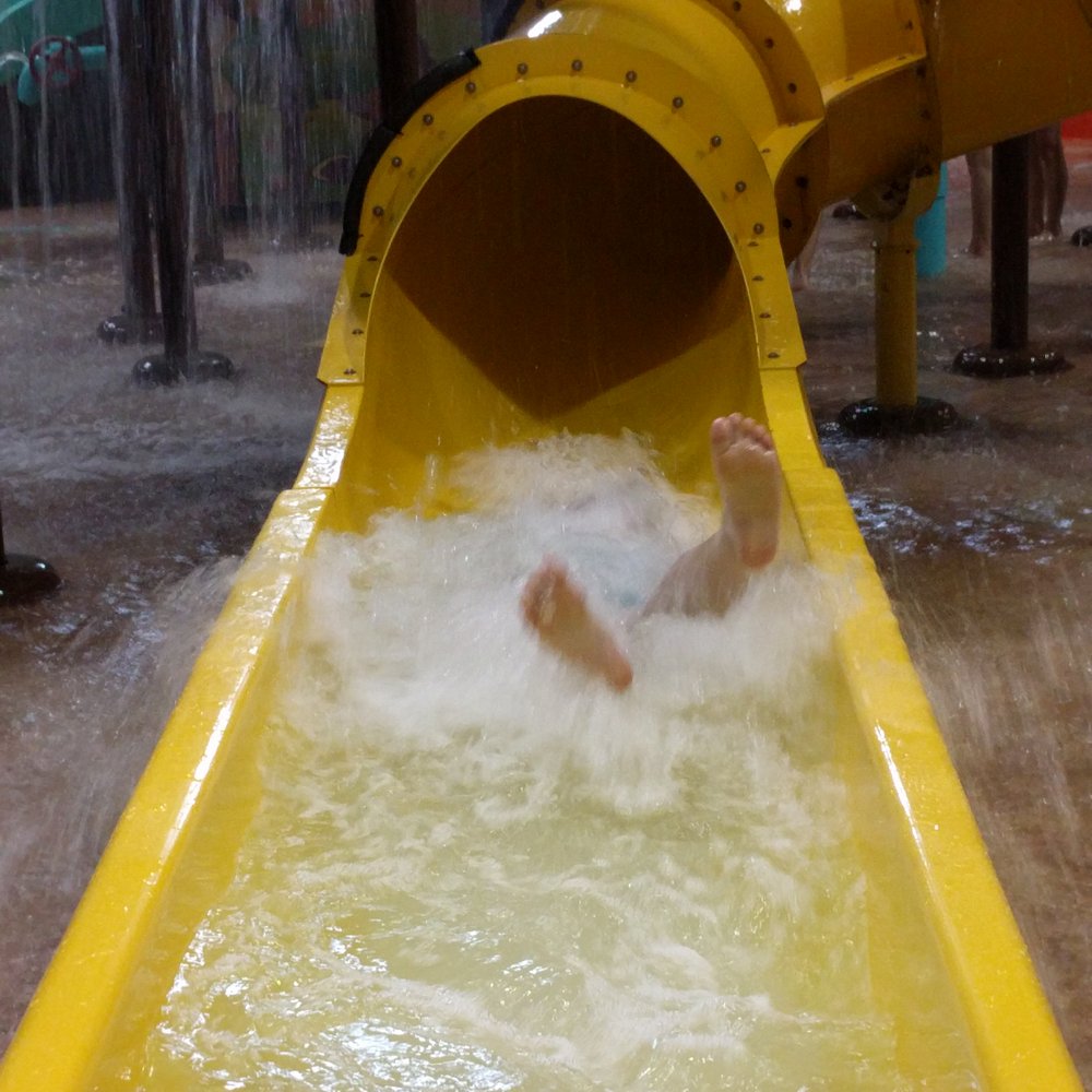 Splash Universe - Treehouse slide - Water Parks Near Me - Dundee, Michigan