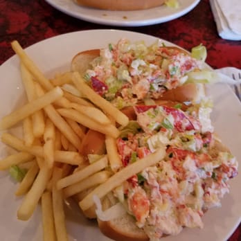 Charlie's Kitchen - Lobster chunks are a lit small and too much lettuce underneath but for the price, it's a great deal - Burgers Near Me - Cambridge, Massachusetts Charlie's Kitchen - Lobster chunks are a lit small and too much lettuce underneath but for the price, it's a great deal - Burgers Near Me - Cambridge, Massachusetts