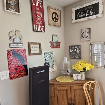 Long Grove Coffee - Coffee & Tea Near Me - Long Grove, Illinois