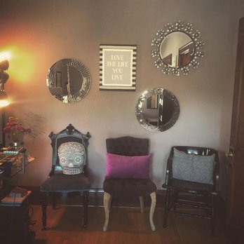 Jai Healing Collective - Jai's reception space - Chiropractors Near Me - Minneapolis, Minnesota Jai Healing Collective - Jai's reception space - Chiropractors Near Me - Minneapolis, Minnesota